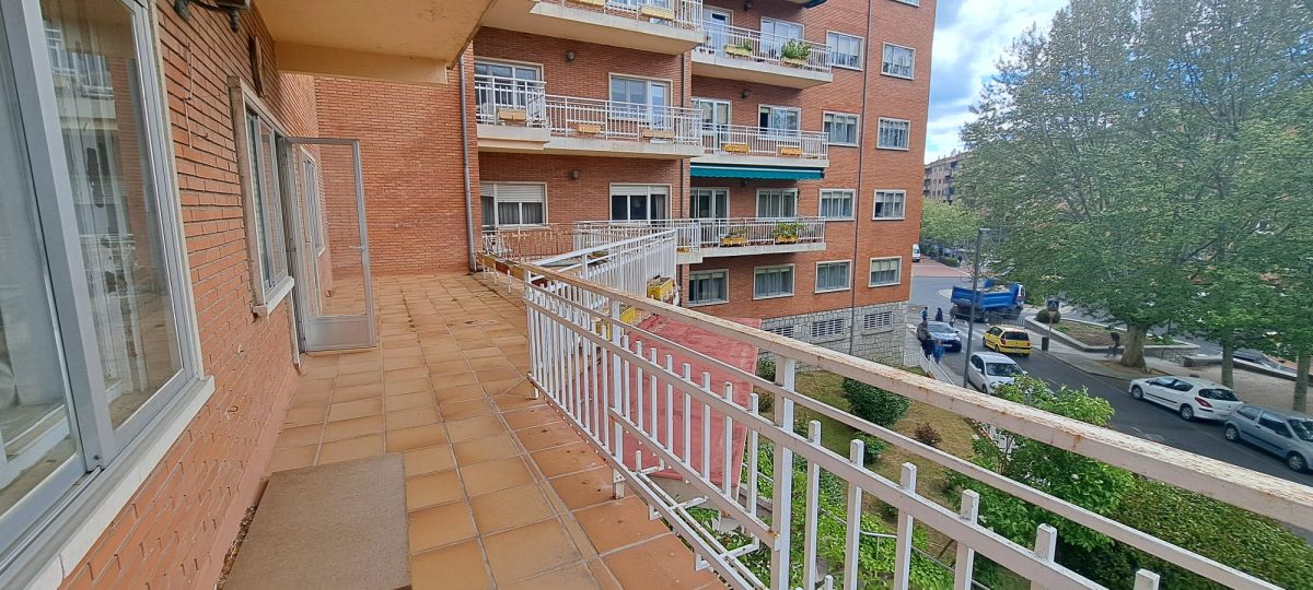 Vivienda con terraza en pleno centro de Ávila