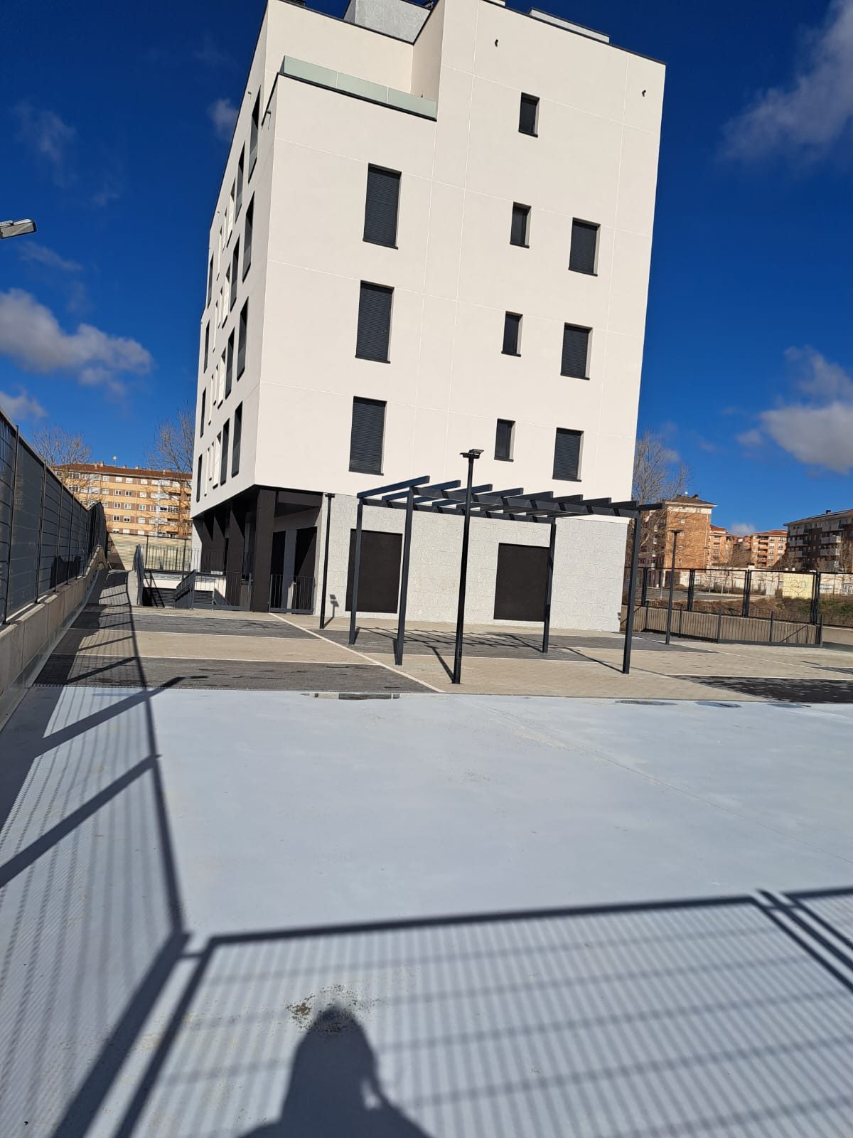 T.ALBINONNI 2 dormitorios con terraza