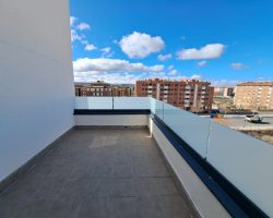 T.ALBINONNI 2 dormitorios con terraza